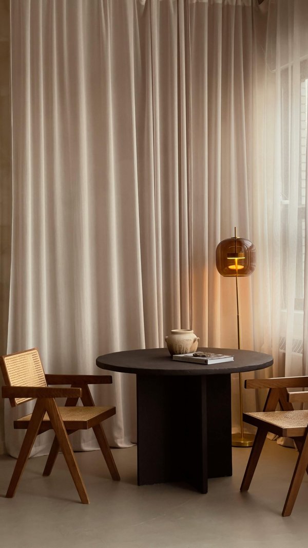 Lampadaire boule : la touche élégante pour une atmosphère cozy